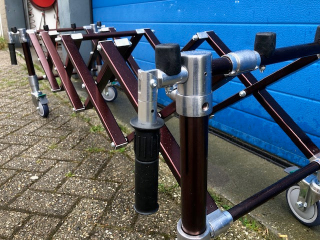 Schaarwagen bronskleurig voor lijkkist 14,5 kilo