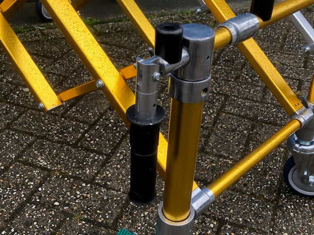 Schaarwagen goudkleurig voor lijkkist 14,5 kilo