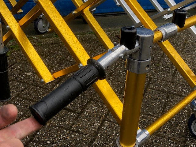 Schaarwagen goudkleurig voor lijkkist 14,5 kilo