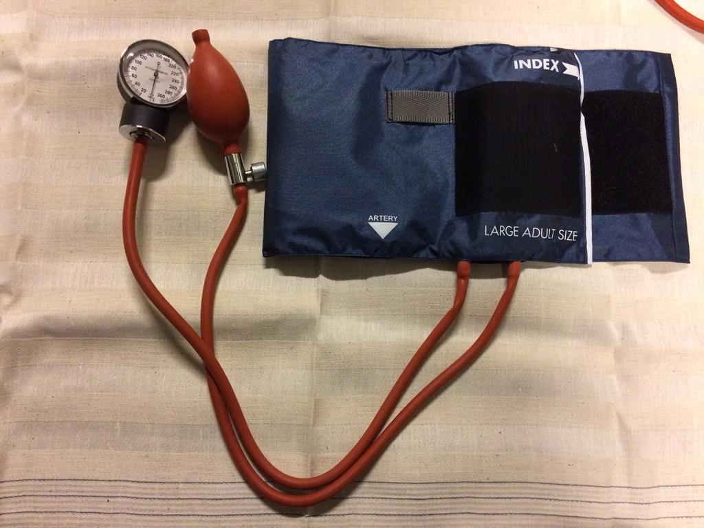 Gebruikte degelijke bloeddrukmeter met Littmann stethoscoop
