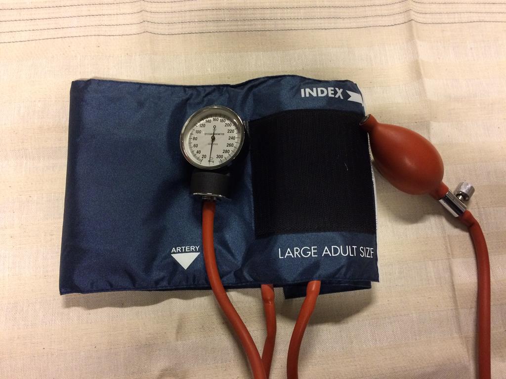Gebruikte degelijke bloeddrukmeter met Littmann stethoscoop