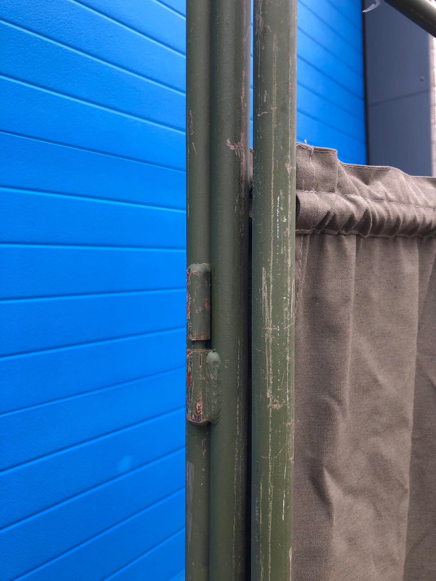 Kamerscherm militair inclusief 3 doeken (groen) gebruikt