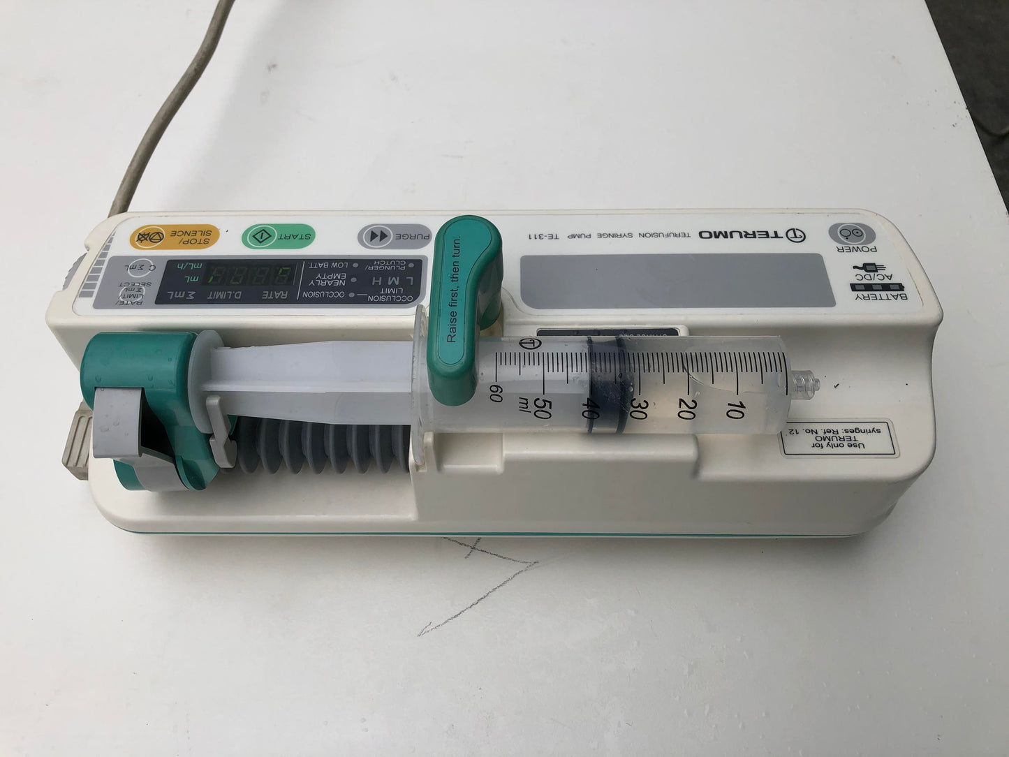 Paalklem spuitpomp Terumo TE311