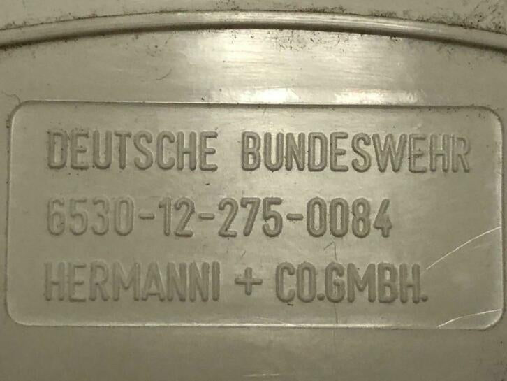 Kunststof nierbekkens per 10 stuks