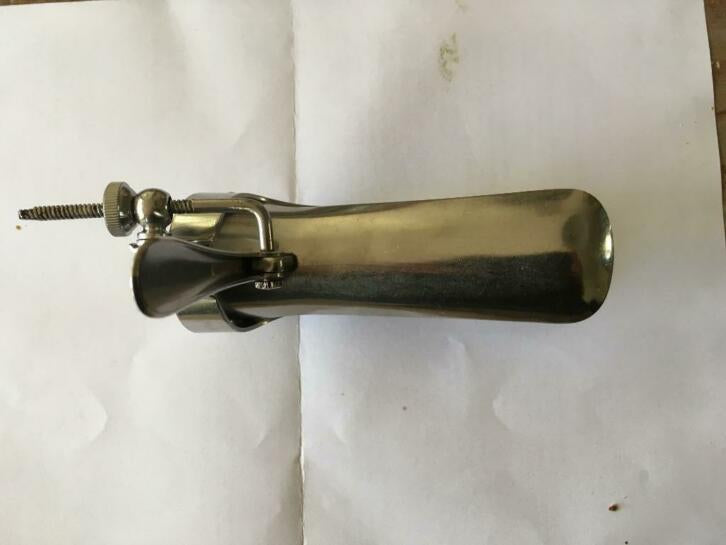 set van 4 eendebekken RVS uit ziekenhuisboedel