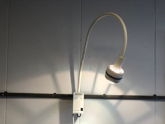 Onderzoekslamp slangenhals LED 9 watt dimbaar (nieuw) met railklem