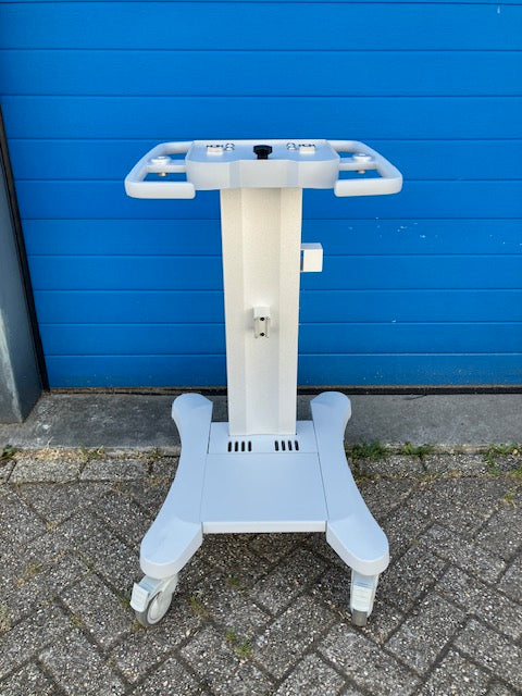 Verrijdbaar karretje uit medische boedel voor echo of ander toestel