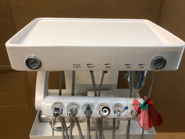 Dentale unit (humaan of veterinair) fluisterzacht met high speed, low speed, scaler, afzuiger, curing light
