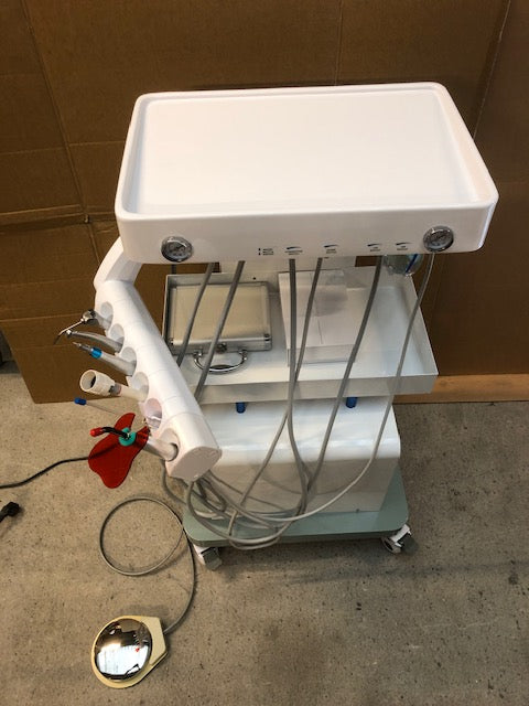 Dentale unit (humaan of veterinair) fluisterzacht met high speed, low speed, scaler, afzuiger, curing light