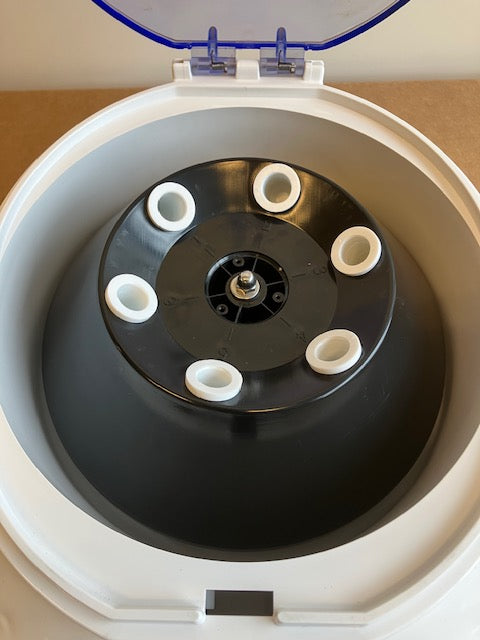 Handzame kleine centrifuge voor 2 maten bloed (urine) buizen