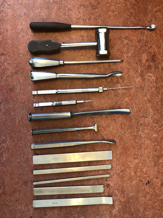 Orthopedisch instrumentarium beitels, gutsen, boren en overig