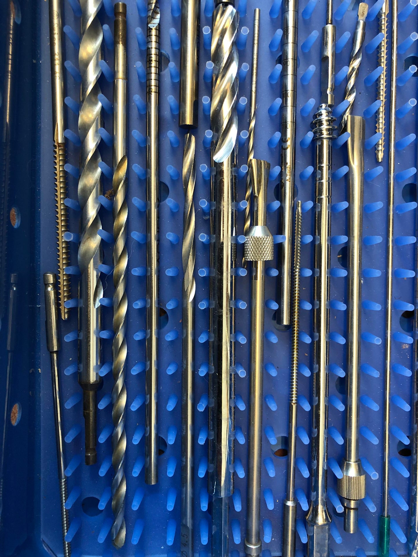 Orthopedisch instrumentarium beitels, gutsen, boren en overig